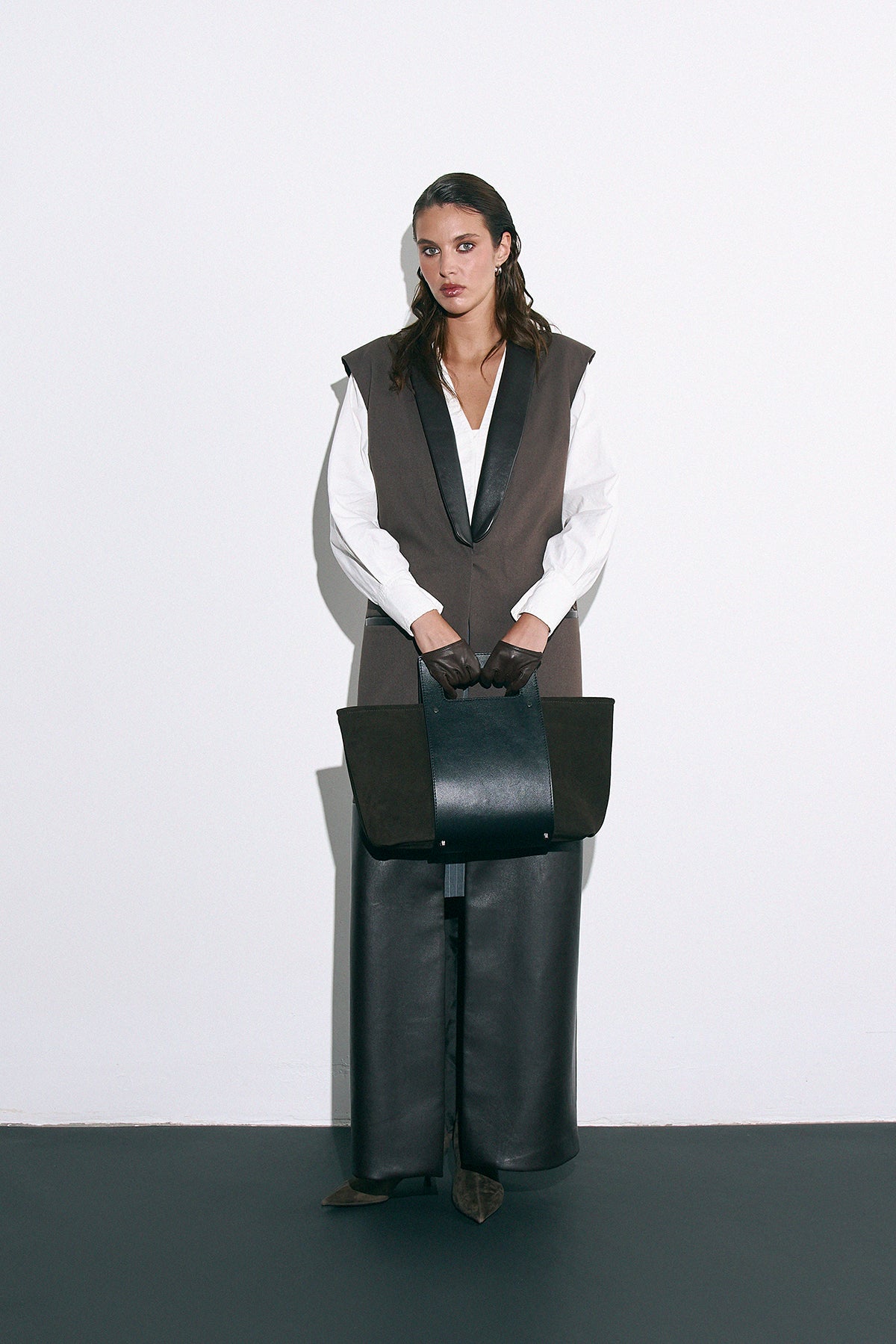 Жилет Caelis шоколадний